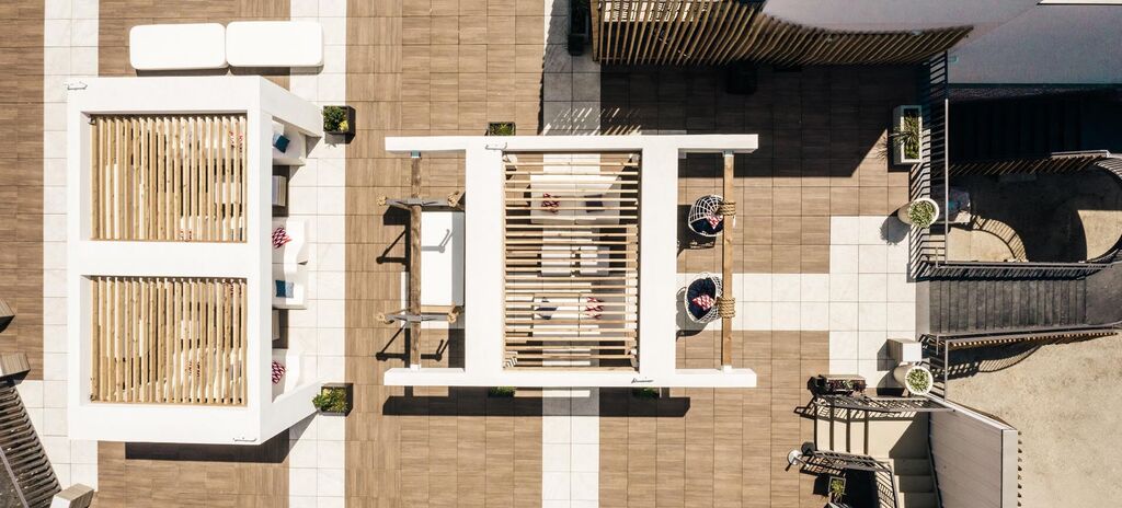 77-Degrees Rooftop-Bar 11, 77 Degrees Rooftop Bar | Dallas, TX featuring products from Tile Tech Pavers | 77-Degrees