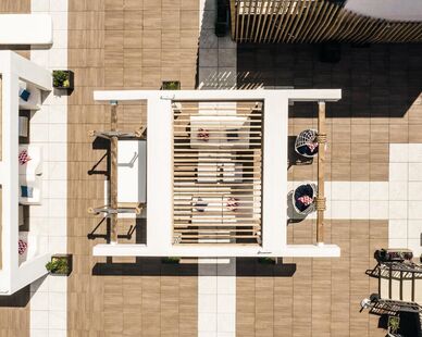 77-Degrees Rooftop-Bar 11