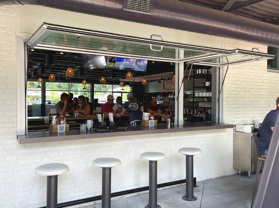 ActivWall Gas Strut Window at Outdoor Bar | ActivWall