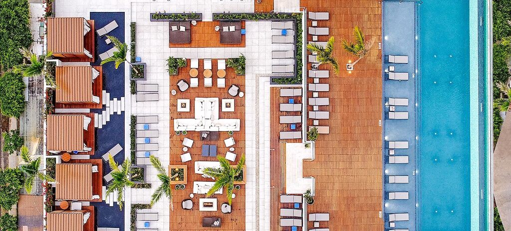 Alohilani-Resort IPE-Wood-Pedestal-Pavers 02, Alohilani Resort | Honolulu, HI featuring products from Tile Tech Pavers |