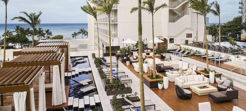 Alohilani-Resort IPE-Wood-Pedestal-Pavers 06, Alohilani Resort | Honolulu, HI featuring products from Tile Tech Pavers |