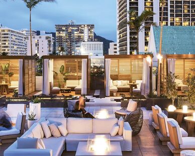 Alohilani-Resort IPE-Wood-Pedestal-Pavers 07