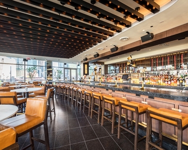 Antunovich Associates Gibsons Italia Chicago Illinois Bar Area, Wind down and relax at Gibsons Italia bar area in Chicago,