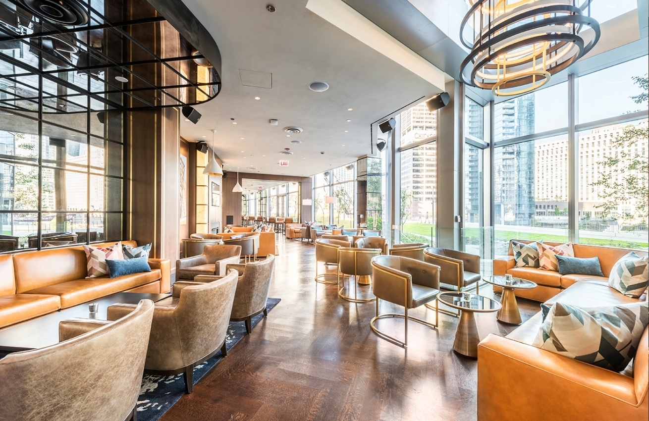Antunovich Associates Gibsons Italia Chicago Illinois Common Area Lounge, Versatile seating with a view at Gibsons Italia in