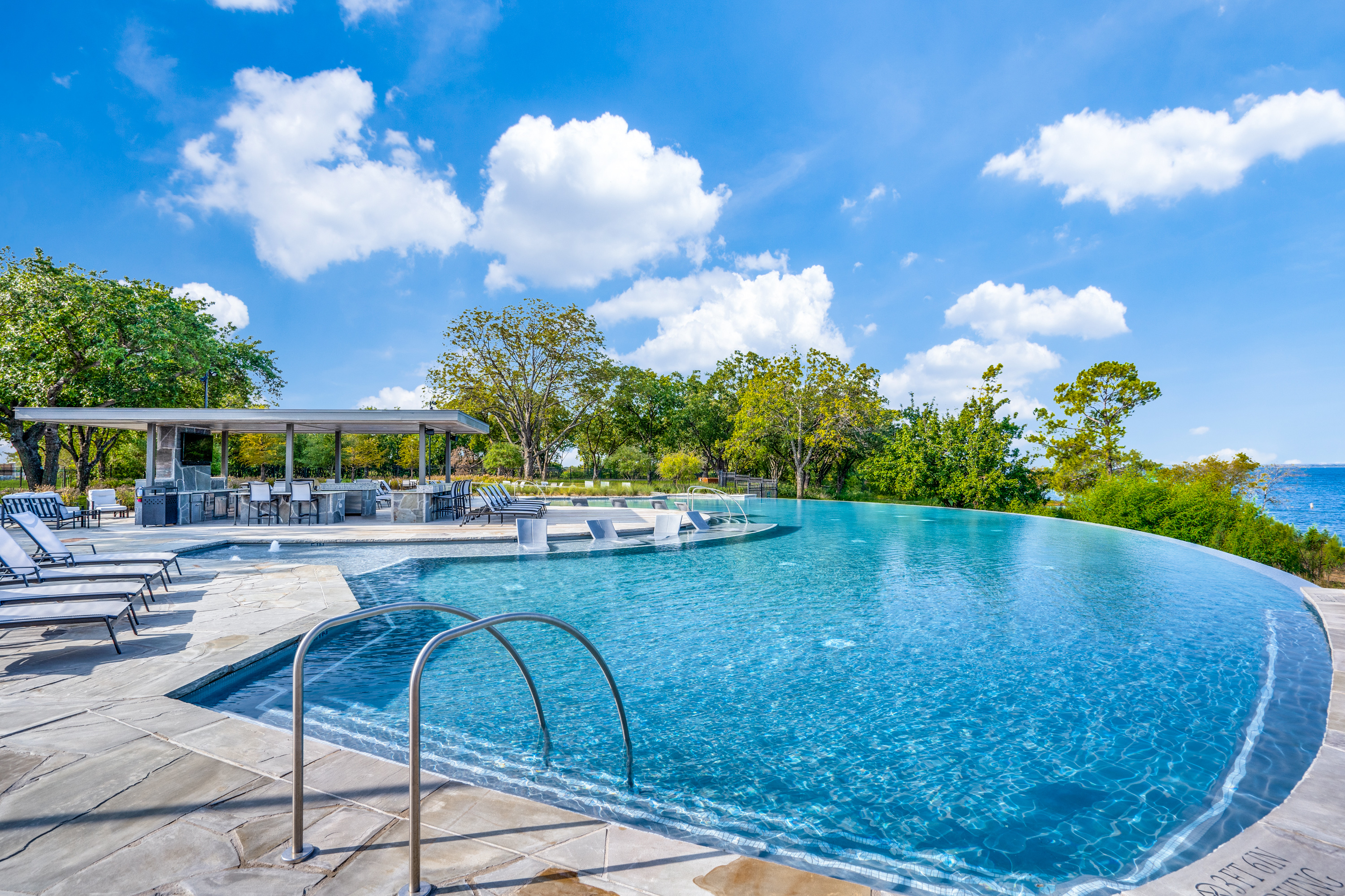 Aqua Texas In The Community - cyrwb5u