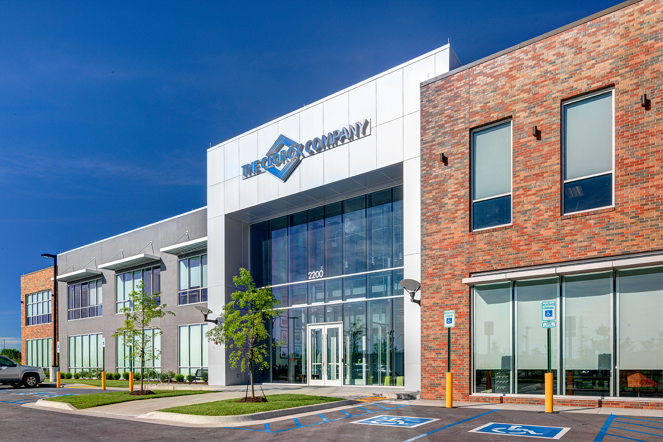 Benchmark Group Vista 21 Building exterior | Benchmark Group