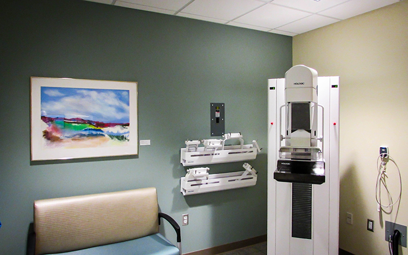 Bergland + Cram uihc chronic pain breast imaging clinics Exam Room
