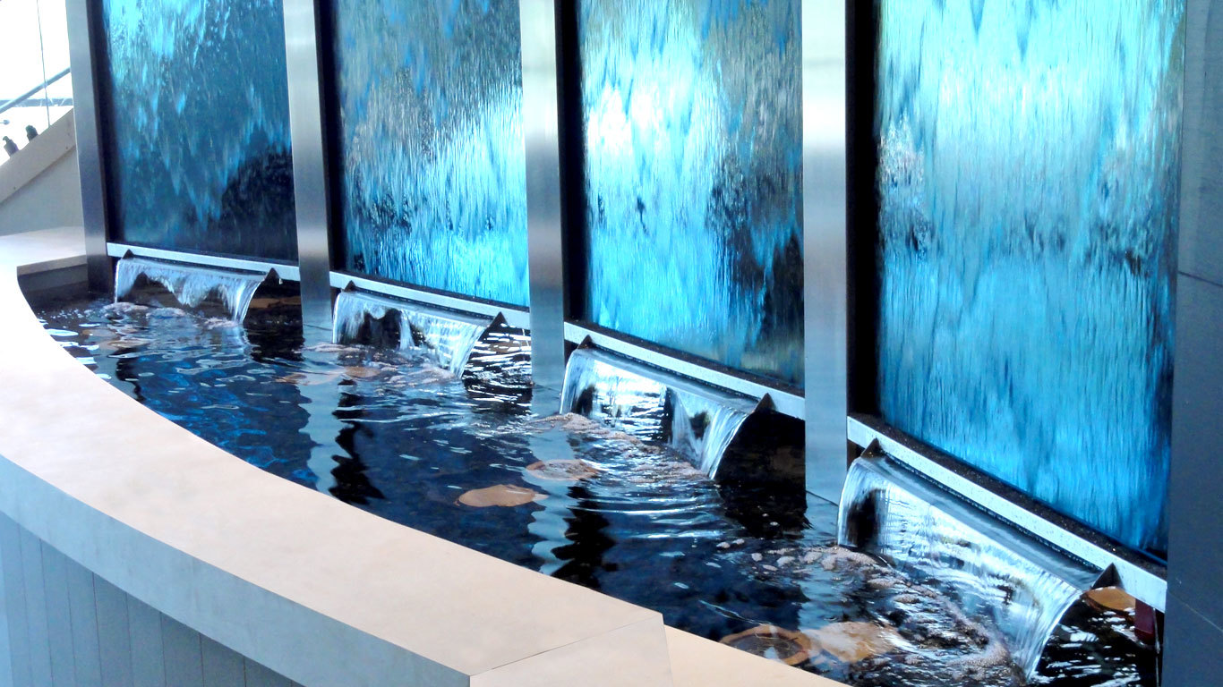 Bluworld of Water Stacked Horizontal Multi Panel Water Wall Office