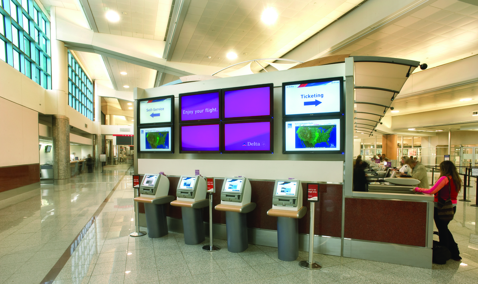 Chief mounting atlanta airport delta signage | Chief