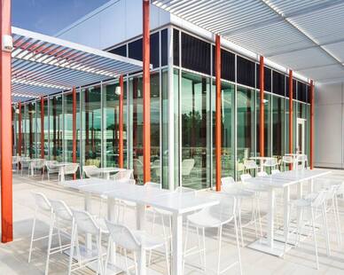 clear advantage lighting First Horizon National Corporation First Ops West outdoor patio, Spacious outdoor patio can be found