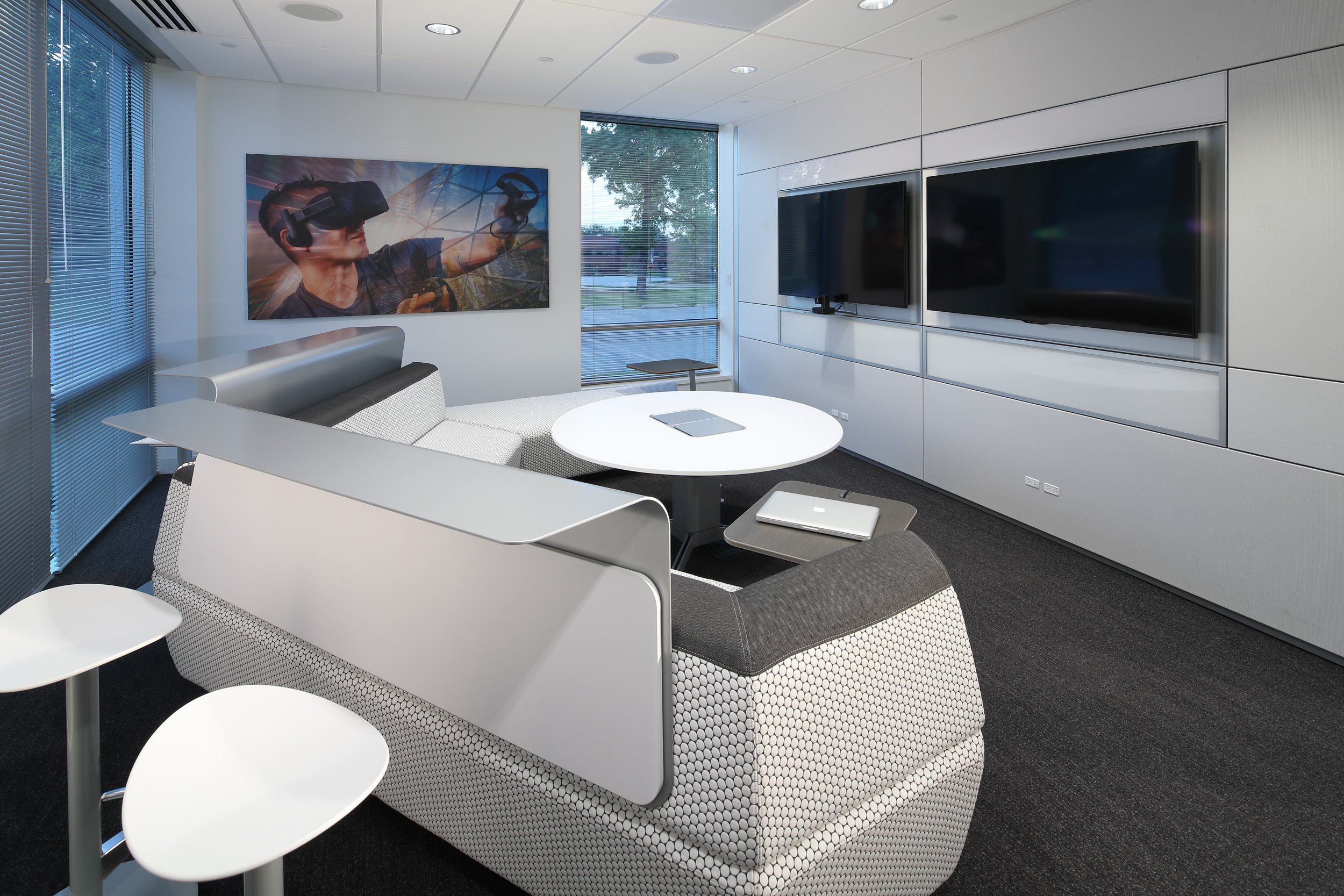 corporate interiors Media Lounge | Corporate Interiors