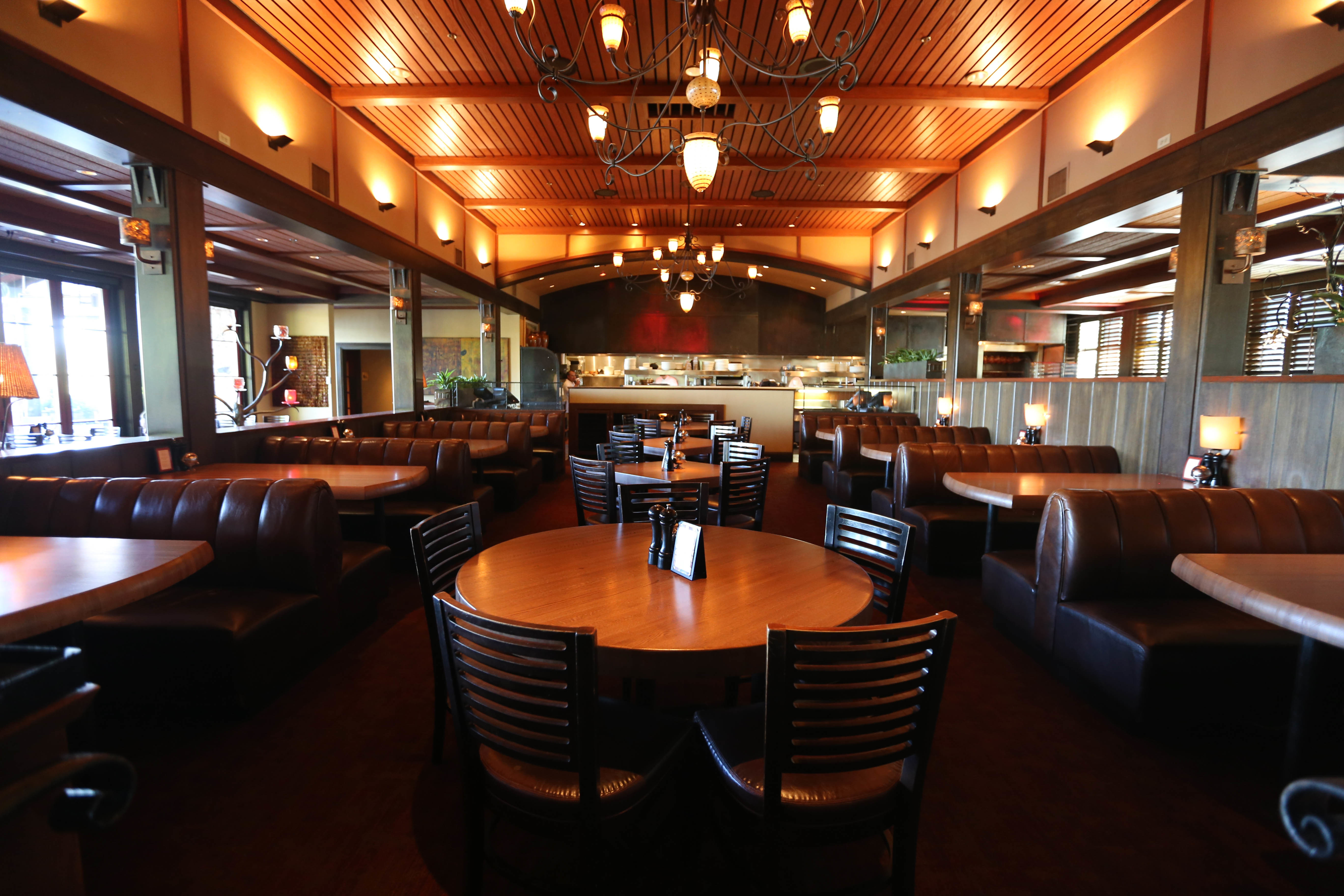 Dering Pierson Redstone American Grill Eden Prairie, MN Dering