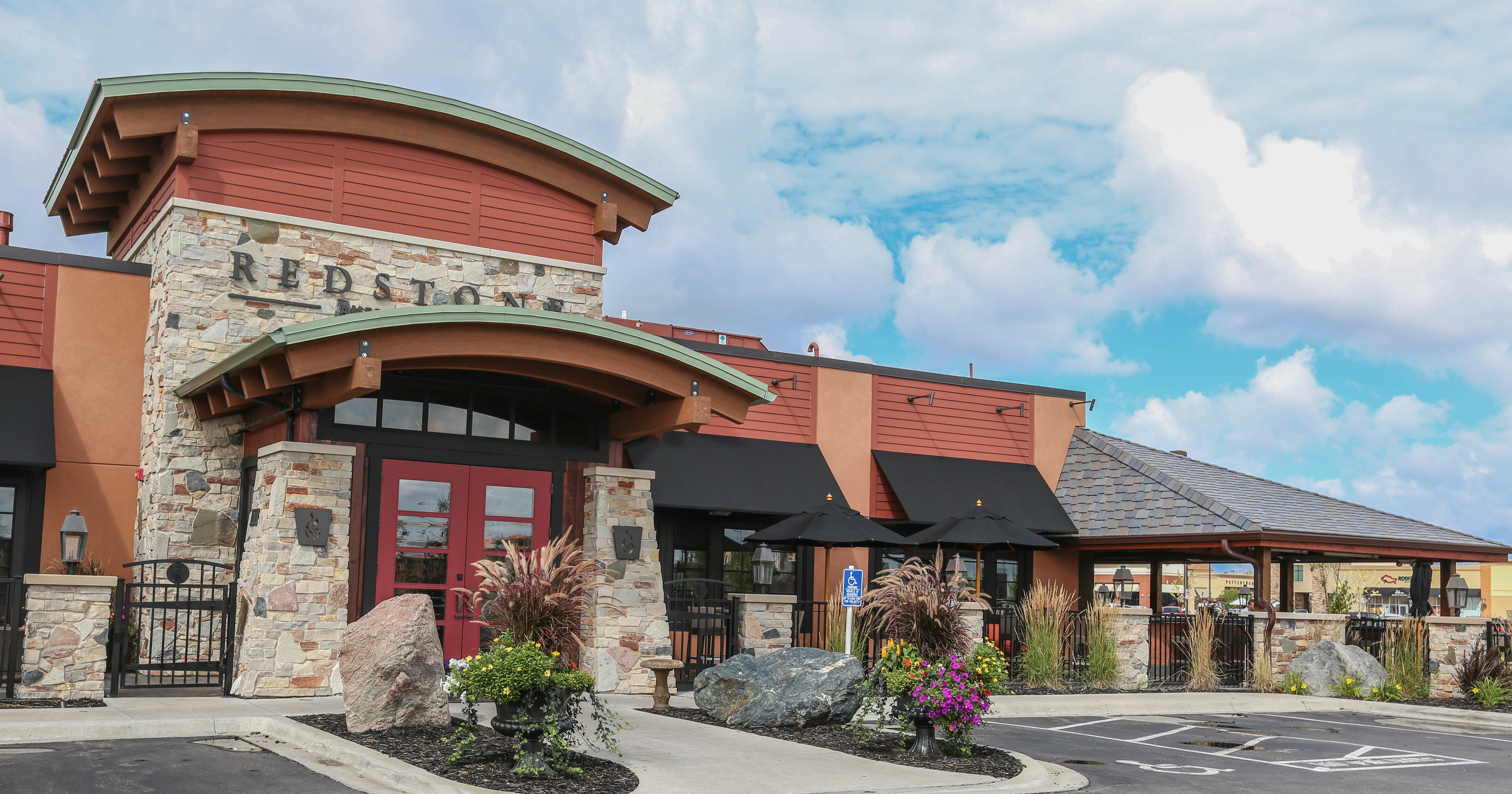 Dering PiersonRedstone American Grill Maple Grove, MN