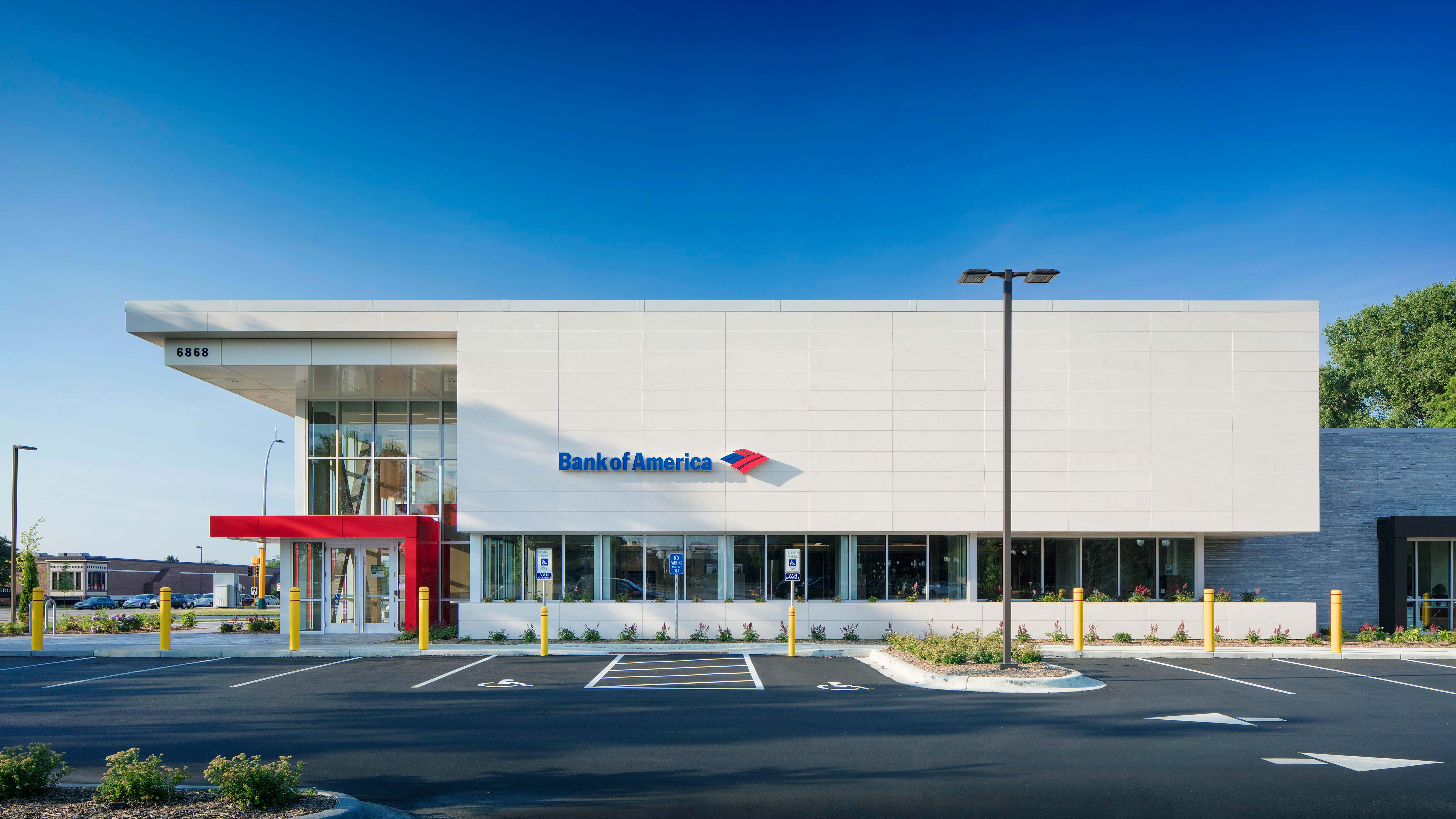 DJR Architecture US Bank Edina Minnesota Exterior DJR Architecture