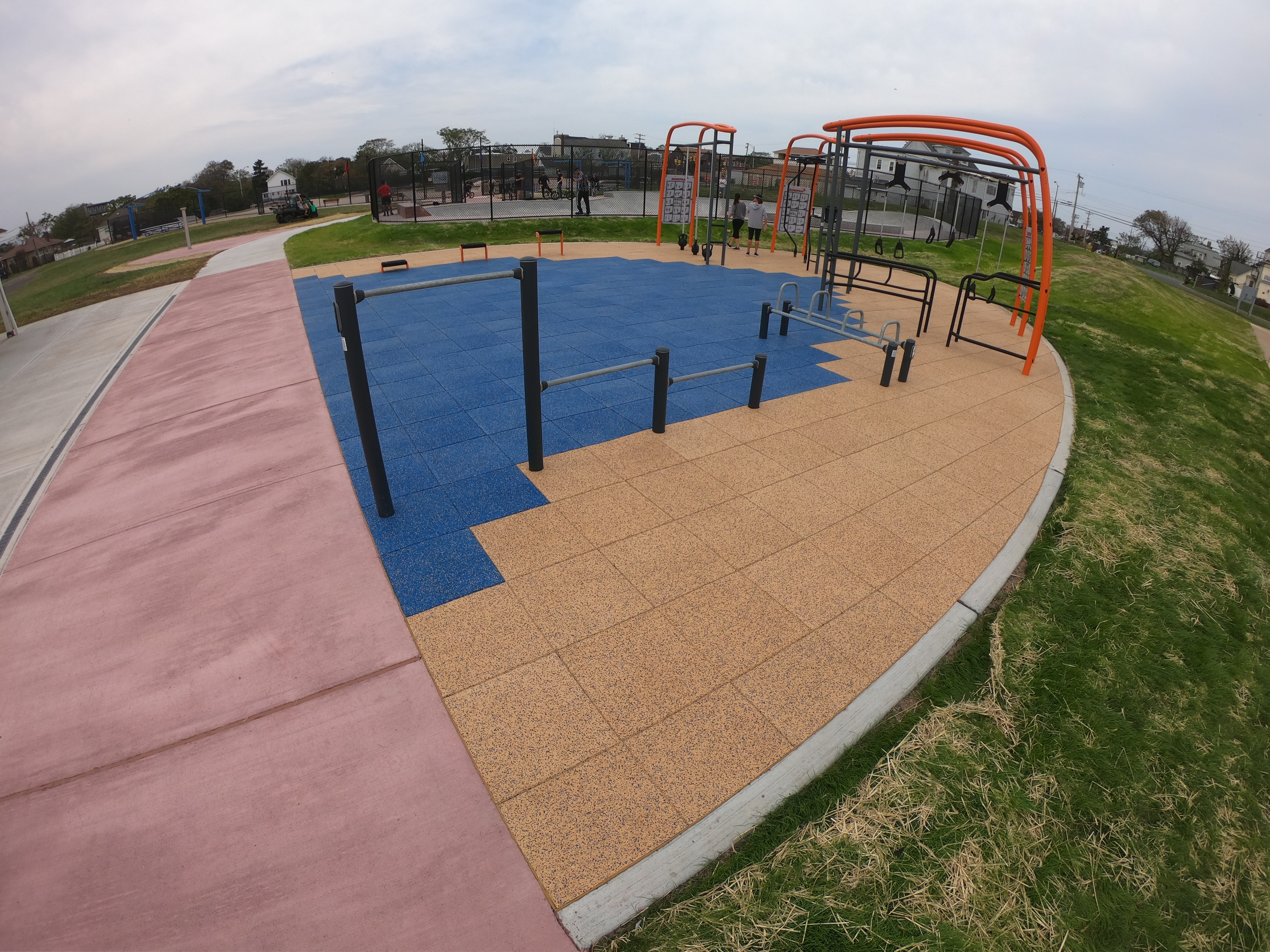 Exterior Fitness Flooring at NJ Park Using Custom Blended TPV Top 1