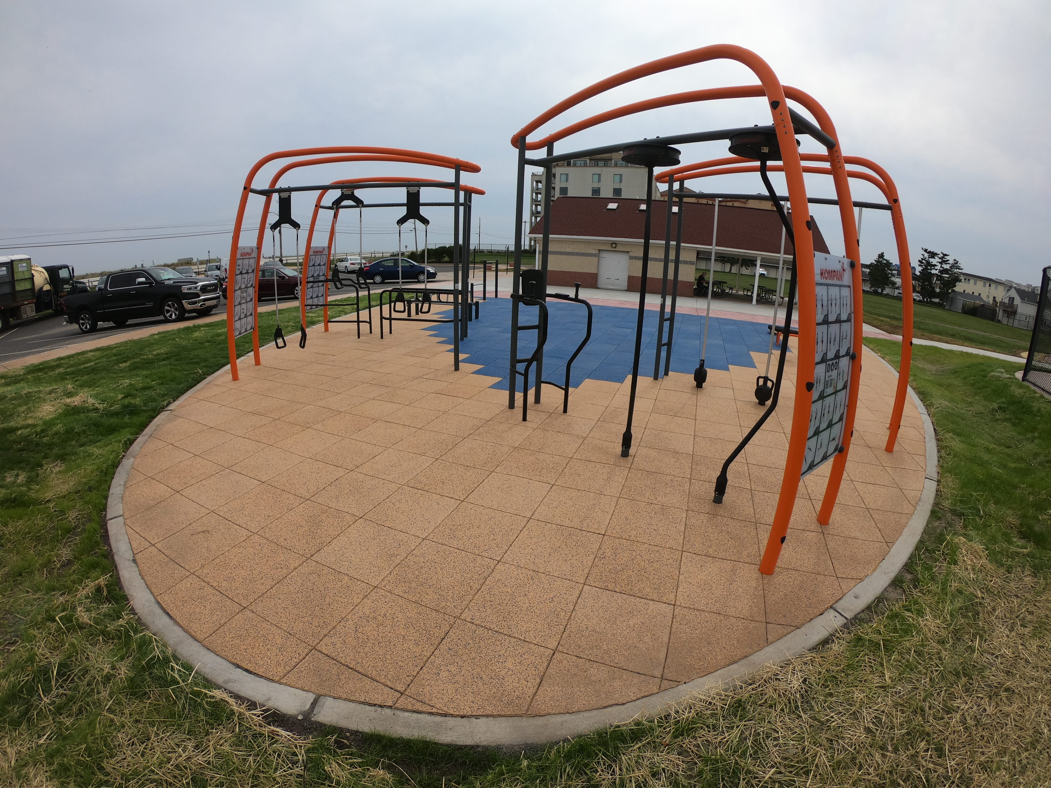 Exterior Fitness Flooring at NJ Park Using Custom Blended TPV Top 4