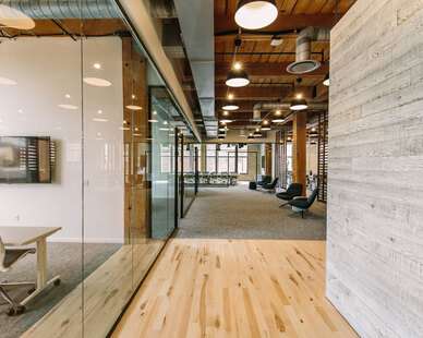 Gardner-builders-office-design-land-o-lakes-minneapolis-hallway-design-1920x1920