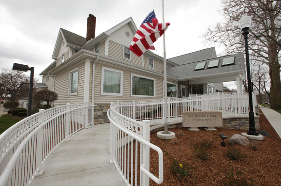 DO McComb Funeral Home on Lake Ave., professional