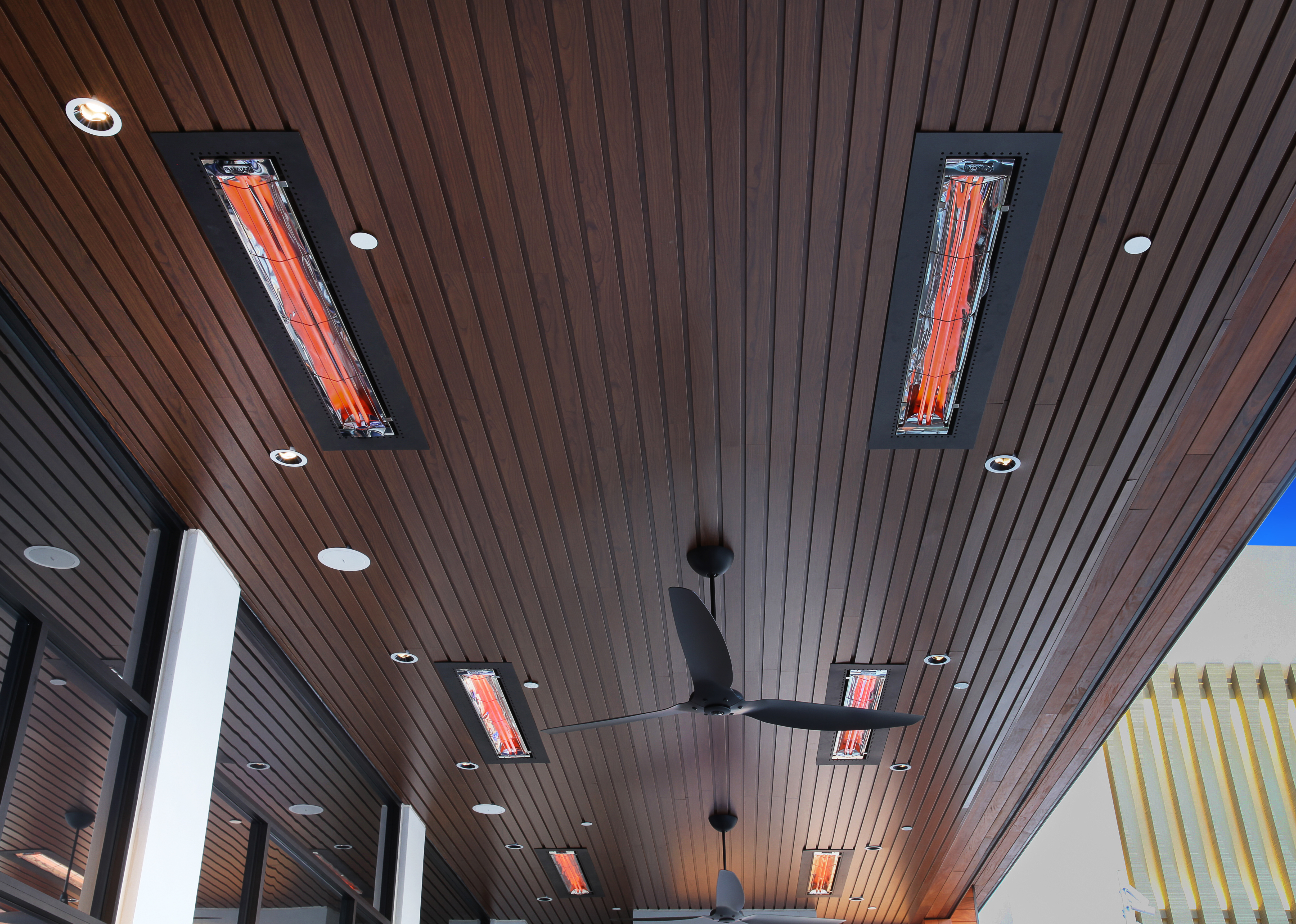 Infratech Restaurant Design Brio Coastal Bar and Kitchen Outdoor Ceiling  Heating Systems | Infratech