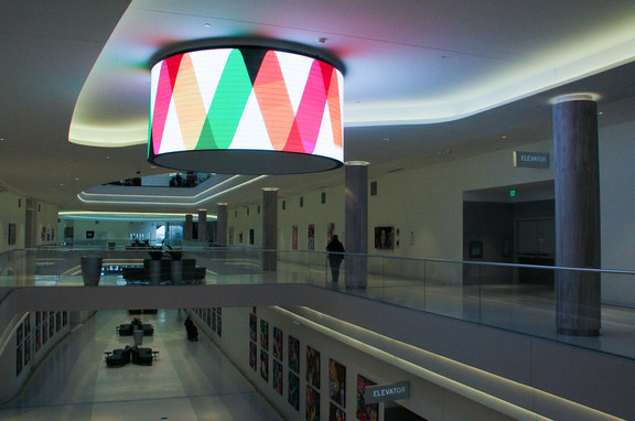 Mall of America, professional, As one of the top tourist destinations in the country, Mall of America sought a digital
