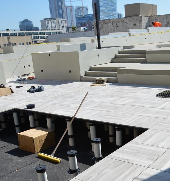 Mayfair-Hotel Pool-Deck 20