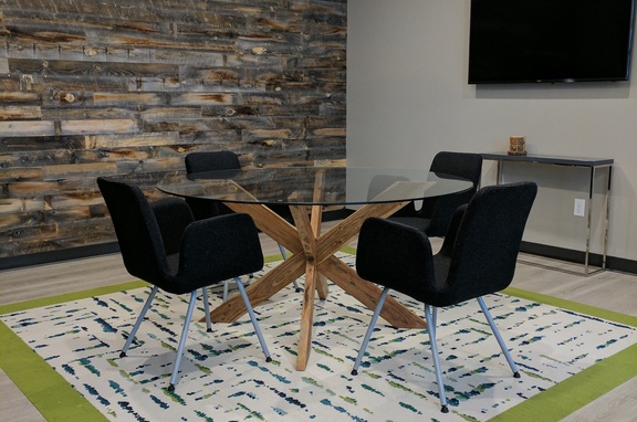 KING FINANCIAL GROUP, professional, King Financial group looked to McGinnis Design to create a relaxed customer experience