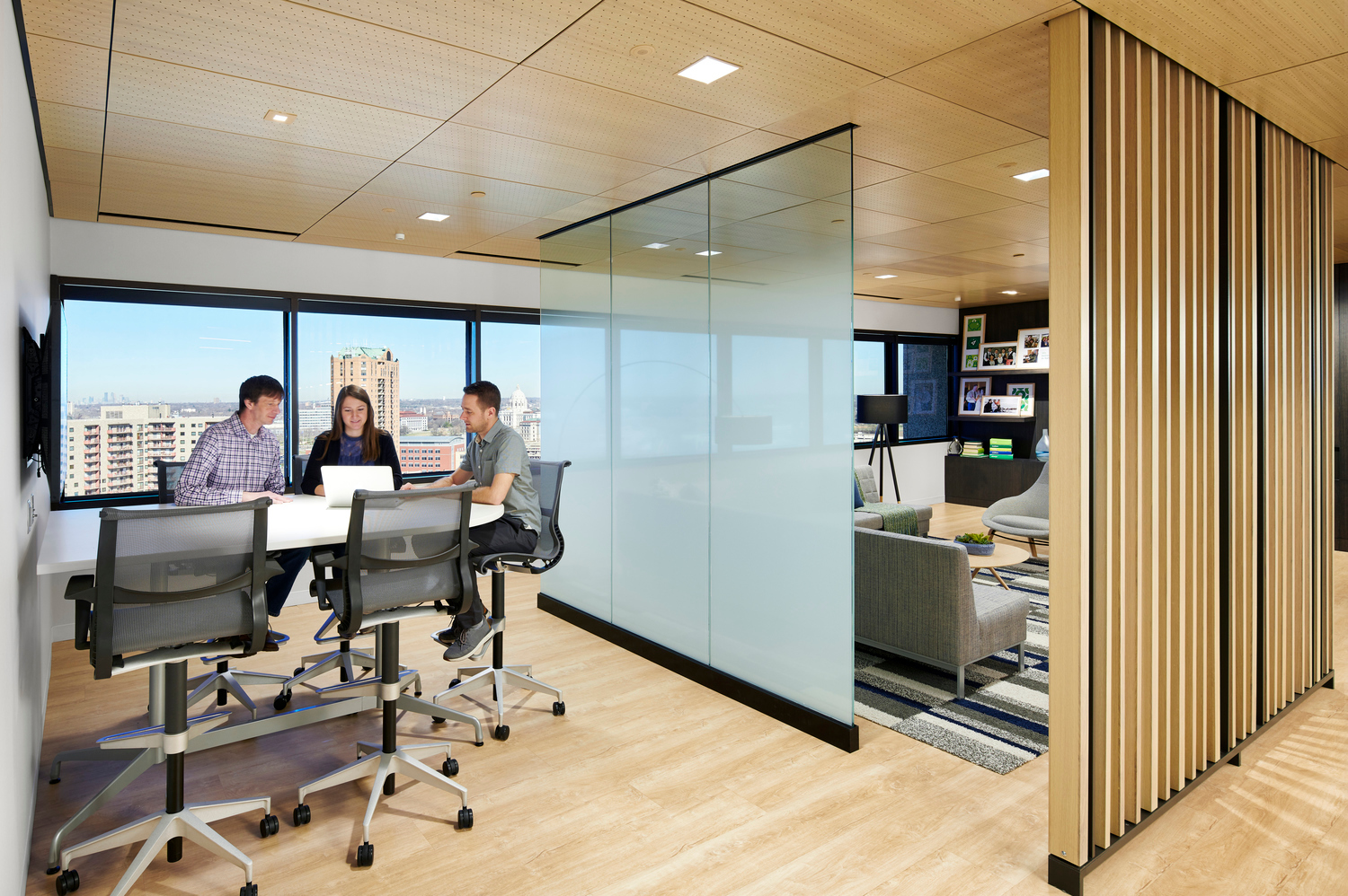 Office open collaboration area BWBR