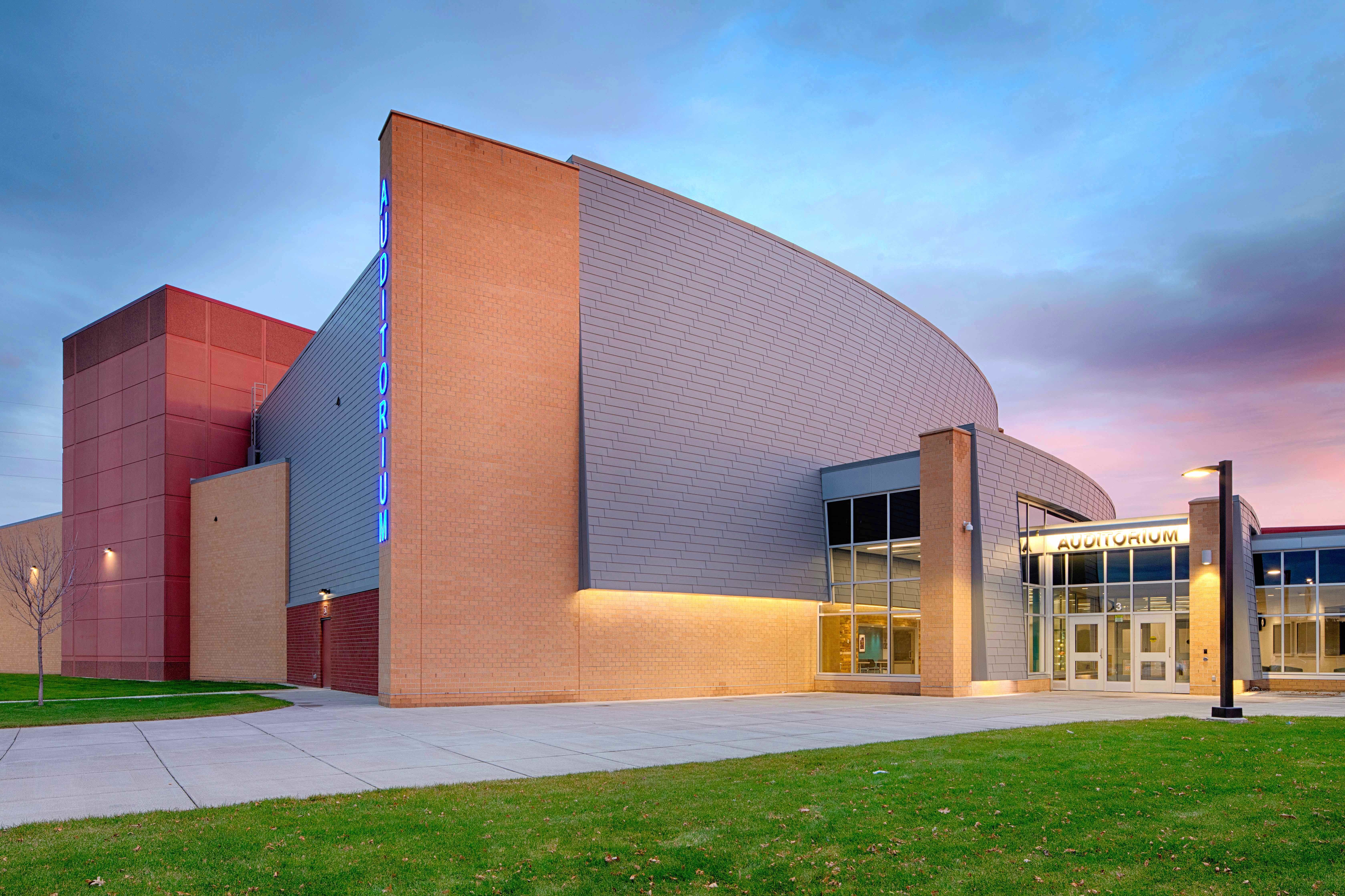 Stahl Construction Education Design Zimmerman High School and Middle