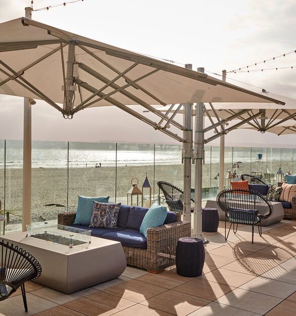 Sun-deck-beach-seating-1680x850-1