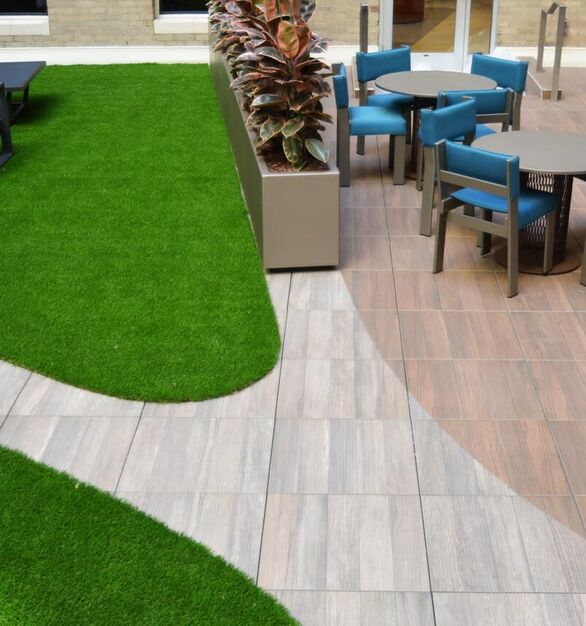 Swig-Office-Amenity-Deck 7226, The Swig Office Bldg., located in Los Angeles, CA., is a 215,469 square feet, LEED Gold