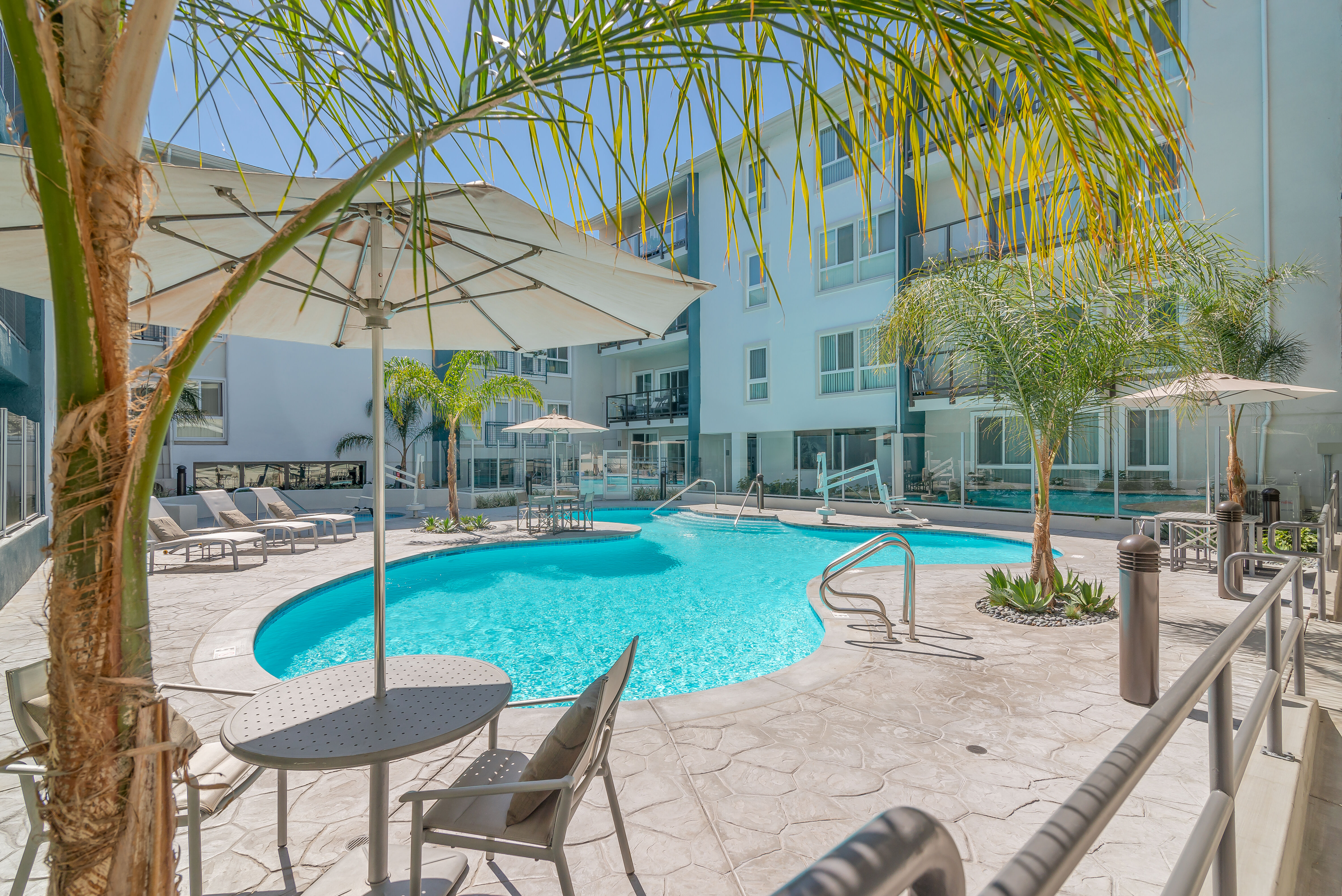 The Blake Apartments Pool & Spa, Los Angeles, CA | Aquatic Design Group