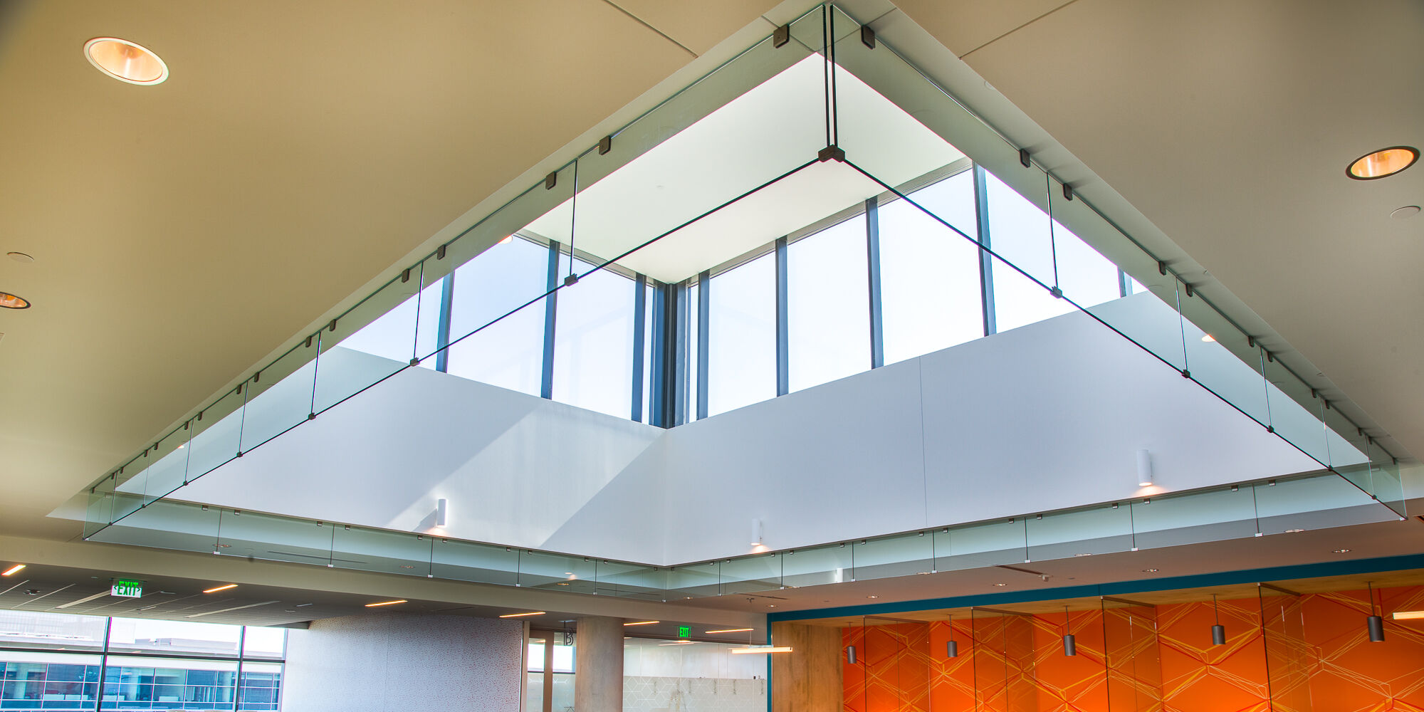 Solo Railing TOYOTA US HQ SOLO SHOE SBS ARCHITECTURAL GLASS RAILING 37 of 60 | VIVA ...