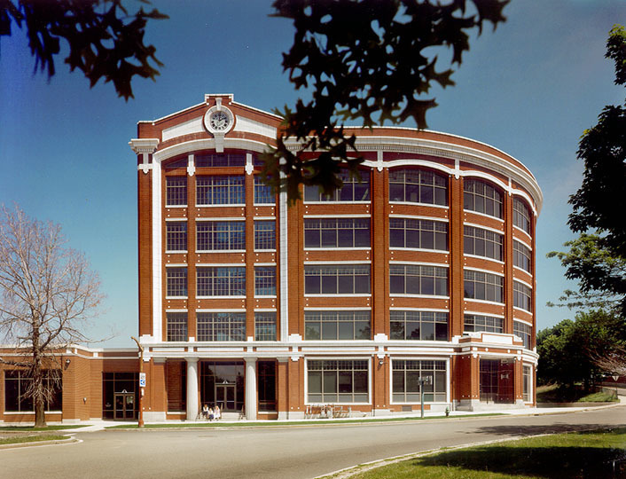 MIT Investment Management Company Tsoi Kobus Design