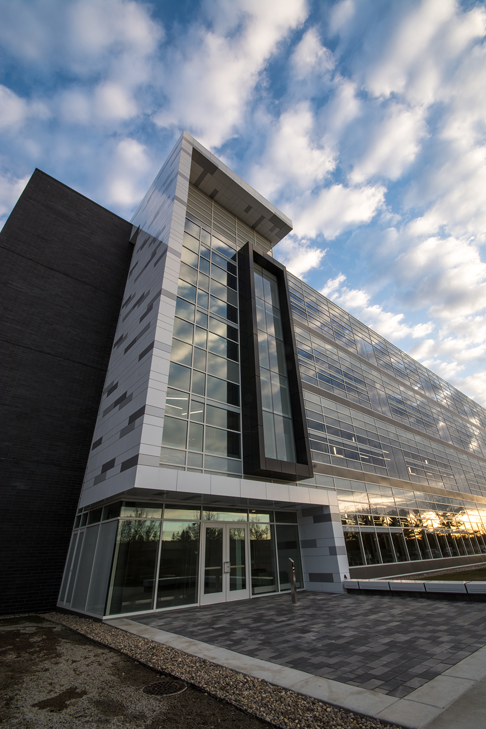 MSU Bio Engineering Facility Tubelite