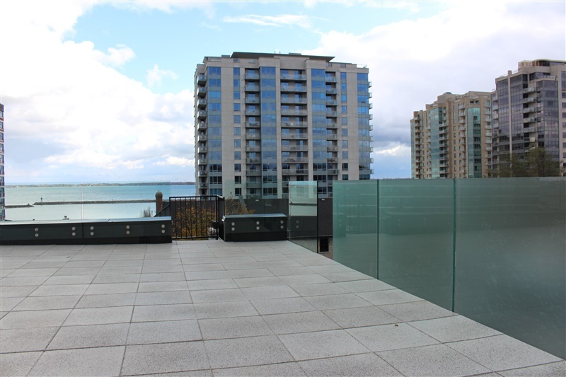 unity surfacing systems the frontenac inn open patio design | Unity ...