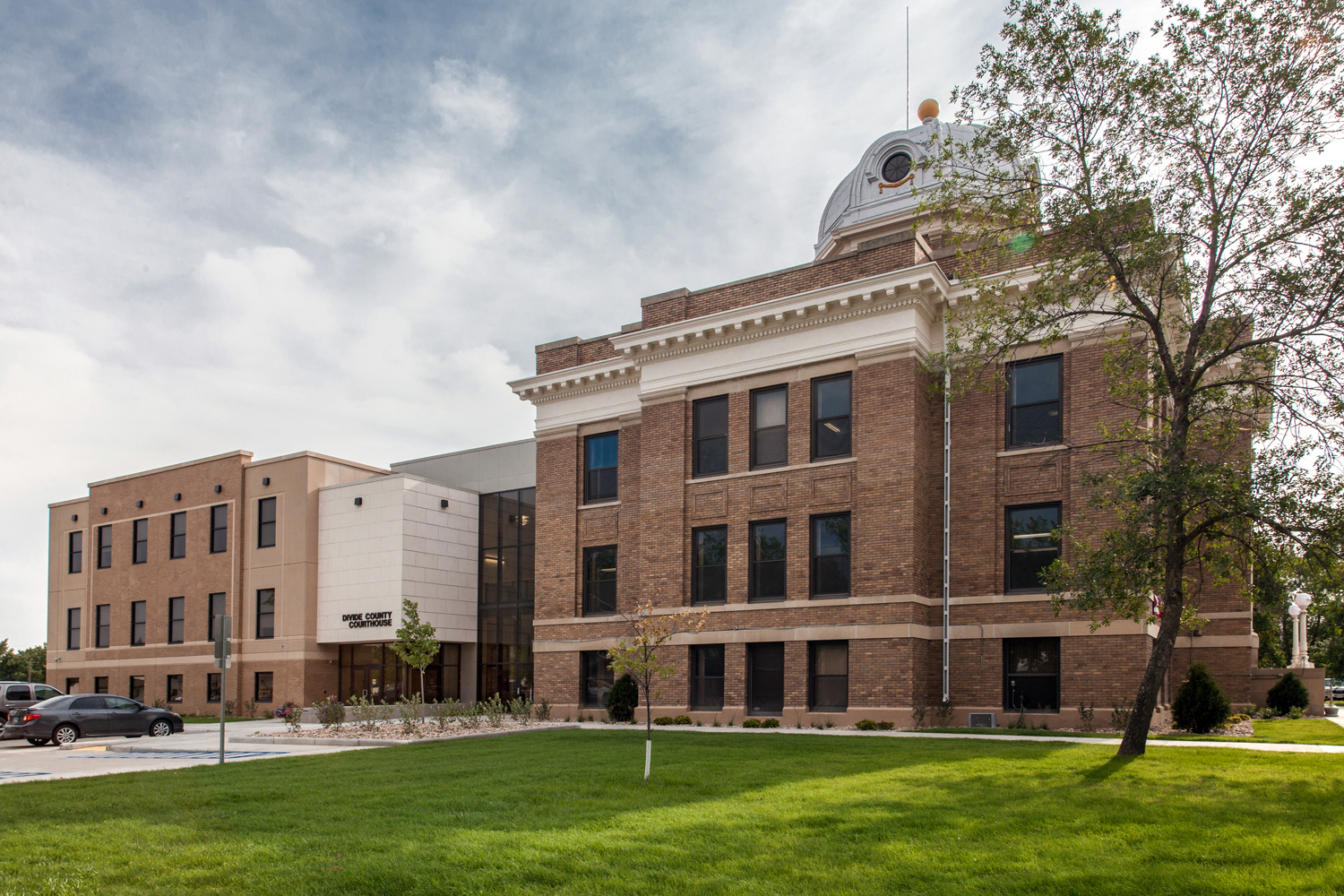Wells Concrete Divide County Courthouse Thin Brick and Precast Exterior