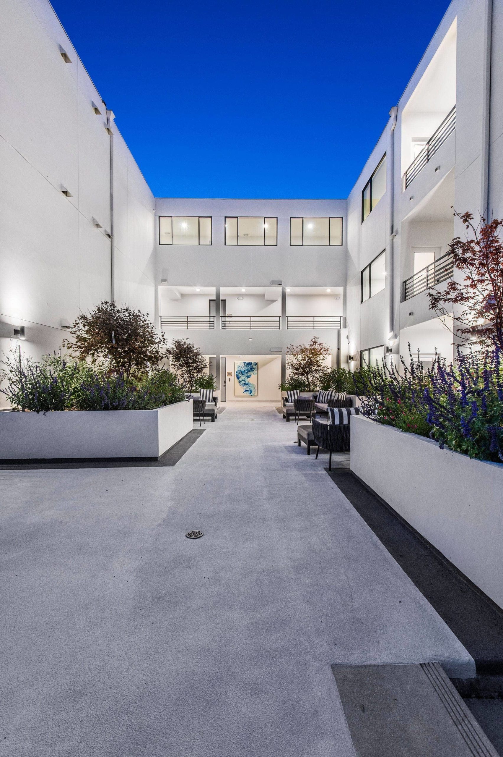 WhitsettProject04scaled All Weather Architectural Aluminum