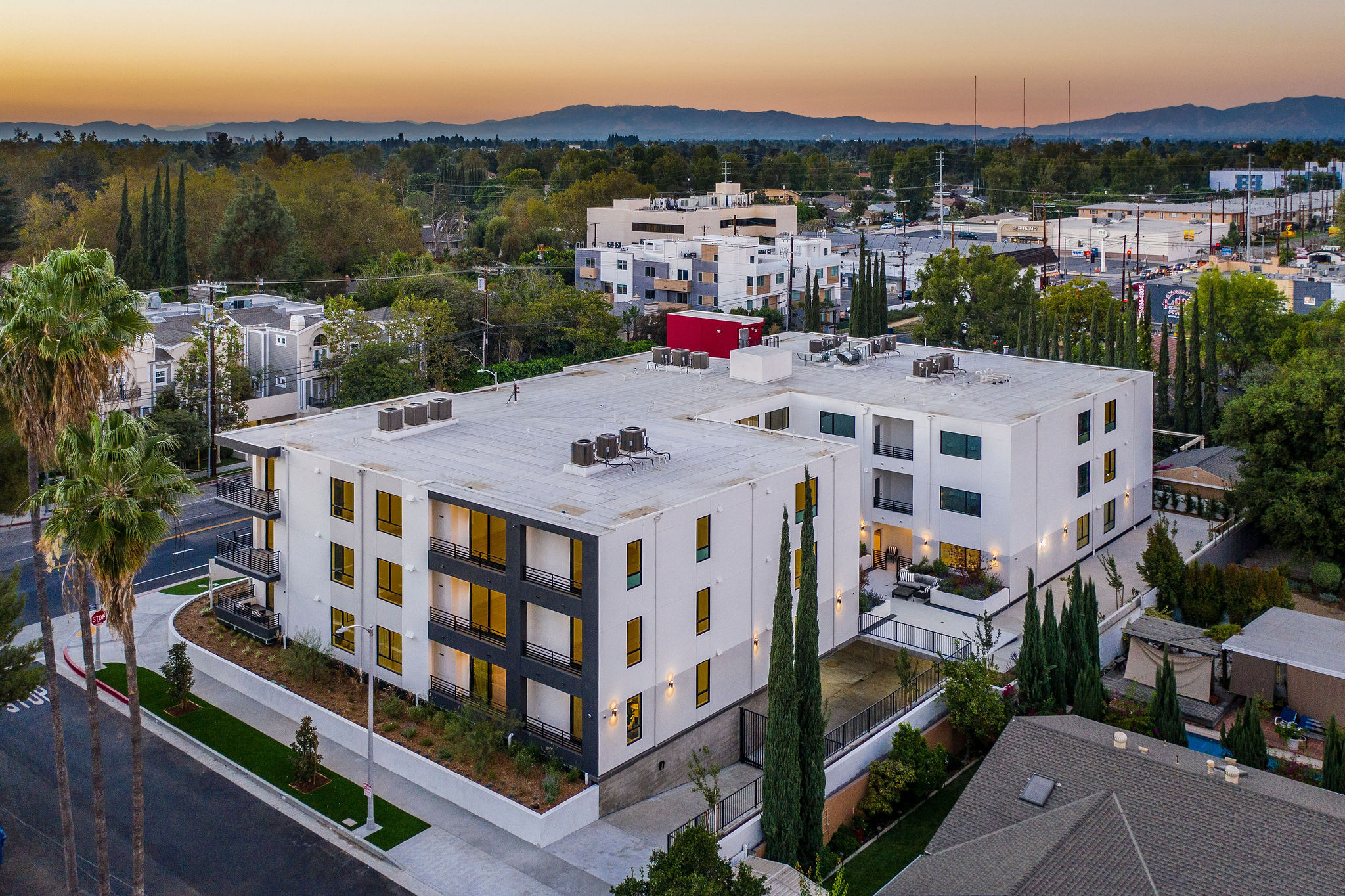 WhitsettProject05 All Weather Architectural Aluminum